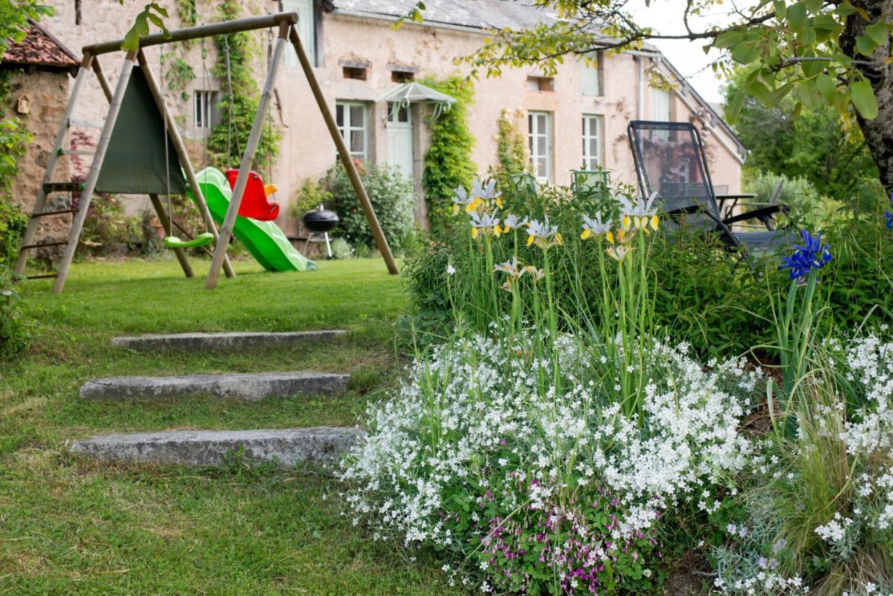 Maison De Vacances Les Mesanges, A Menessaire Luaran gambar